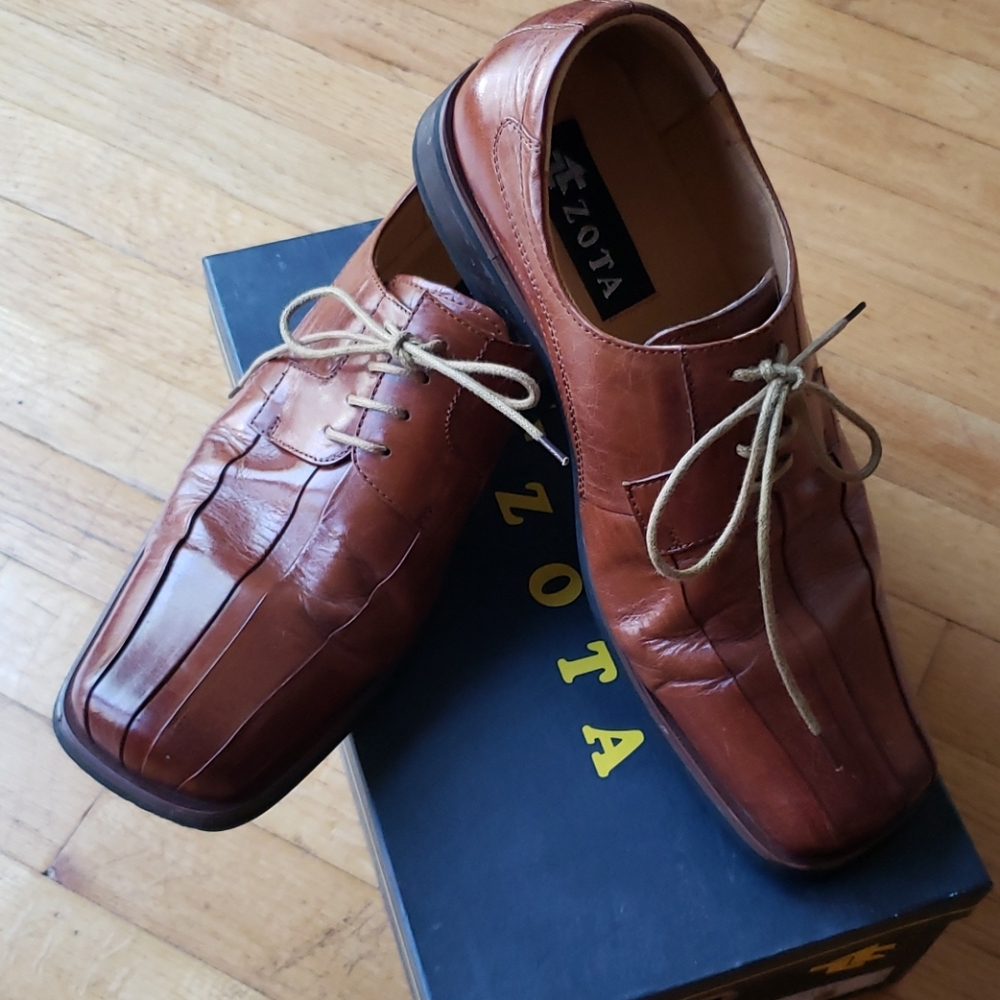 Zota mens size 9 genuine leather shoes .